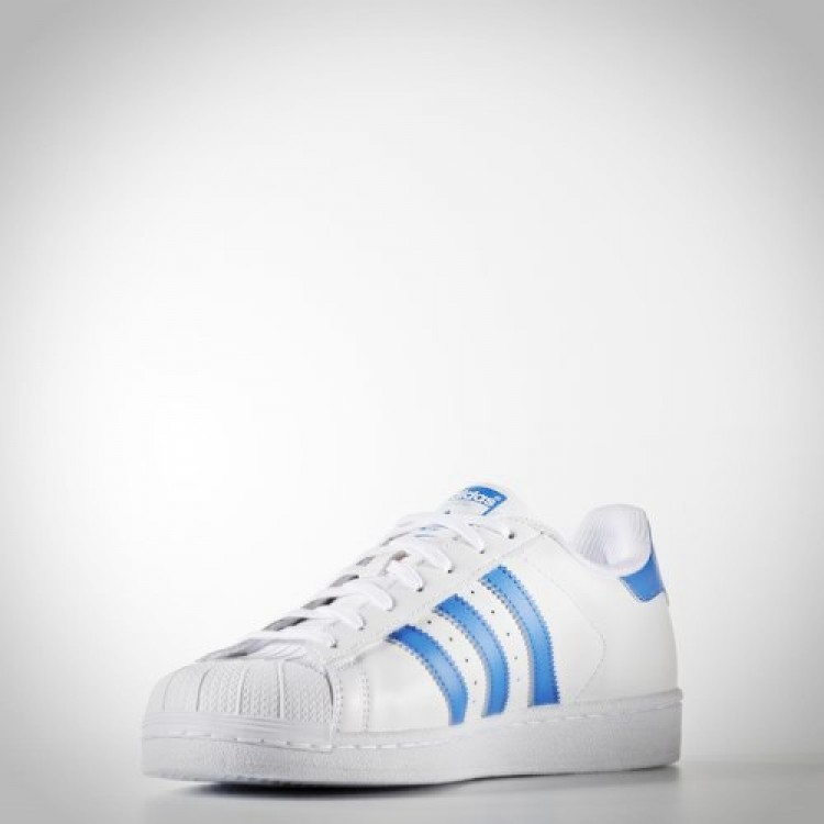 superstar femme adidas holographique superstar femme adidas holographique